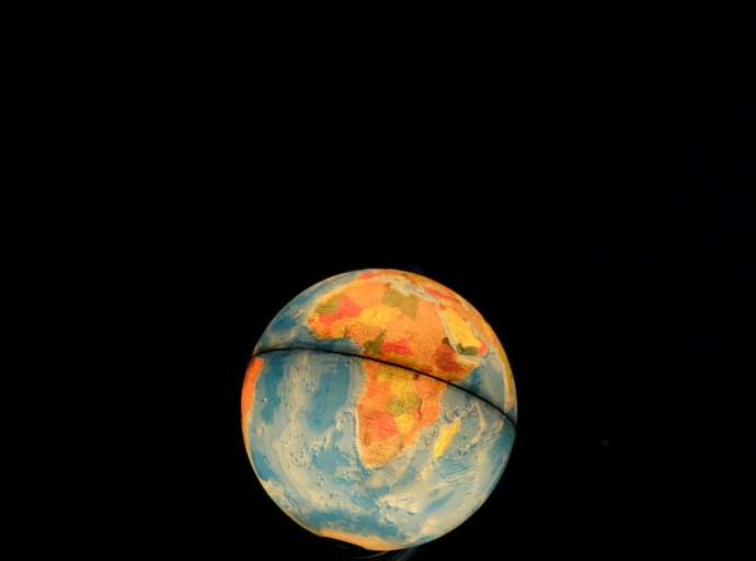 Navigating the Complex World of Price Feed Providers