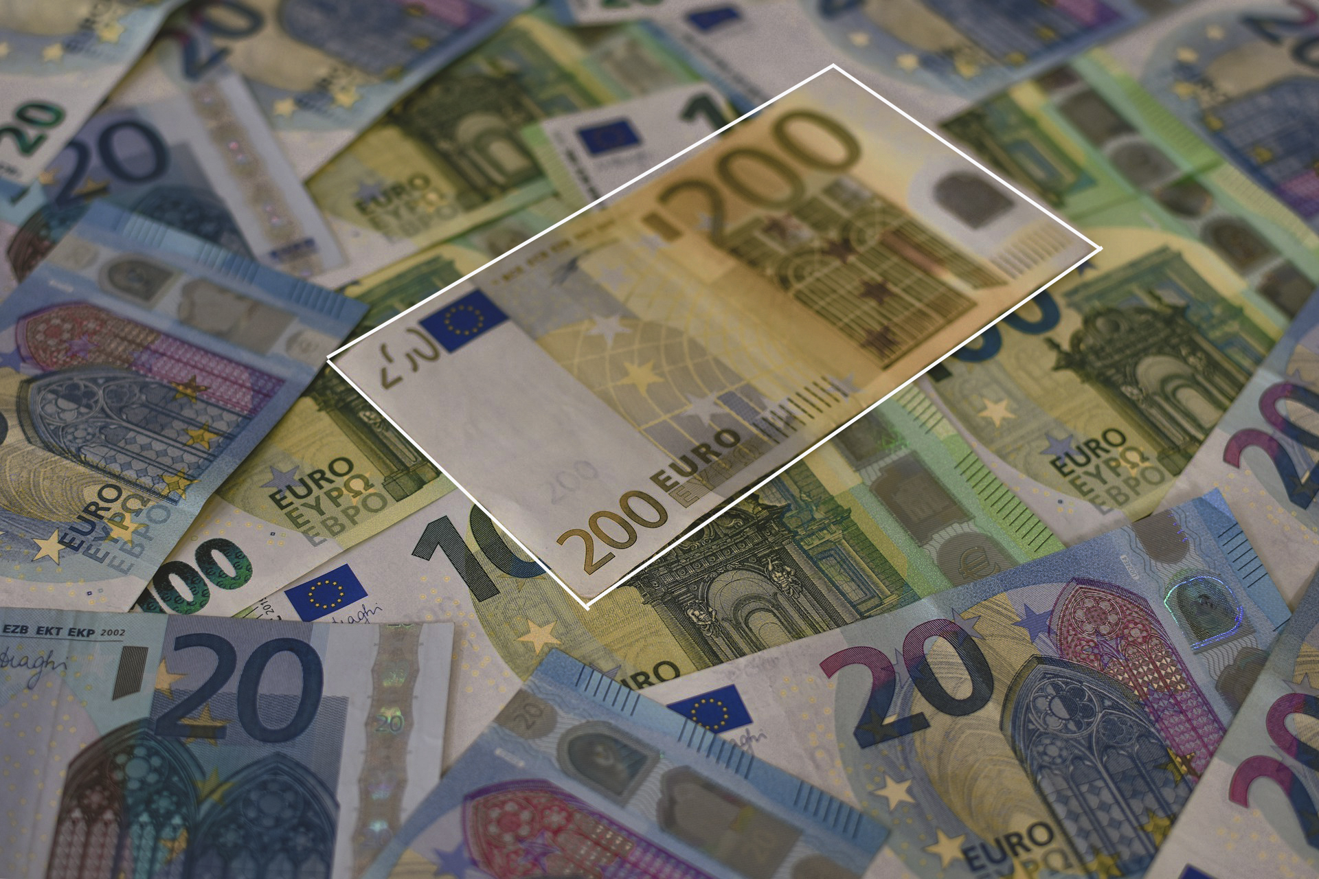 The Banknote Easily Mistaken for Euro Across the Globe The Banknote Easily Mistaken for Euro Across the Globe
