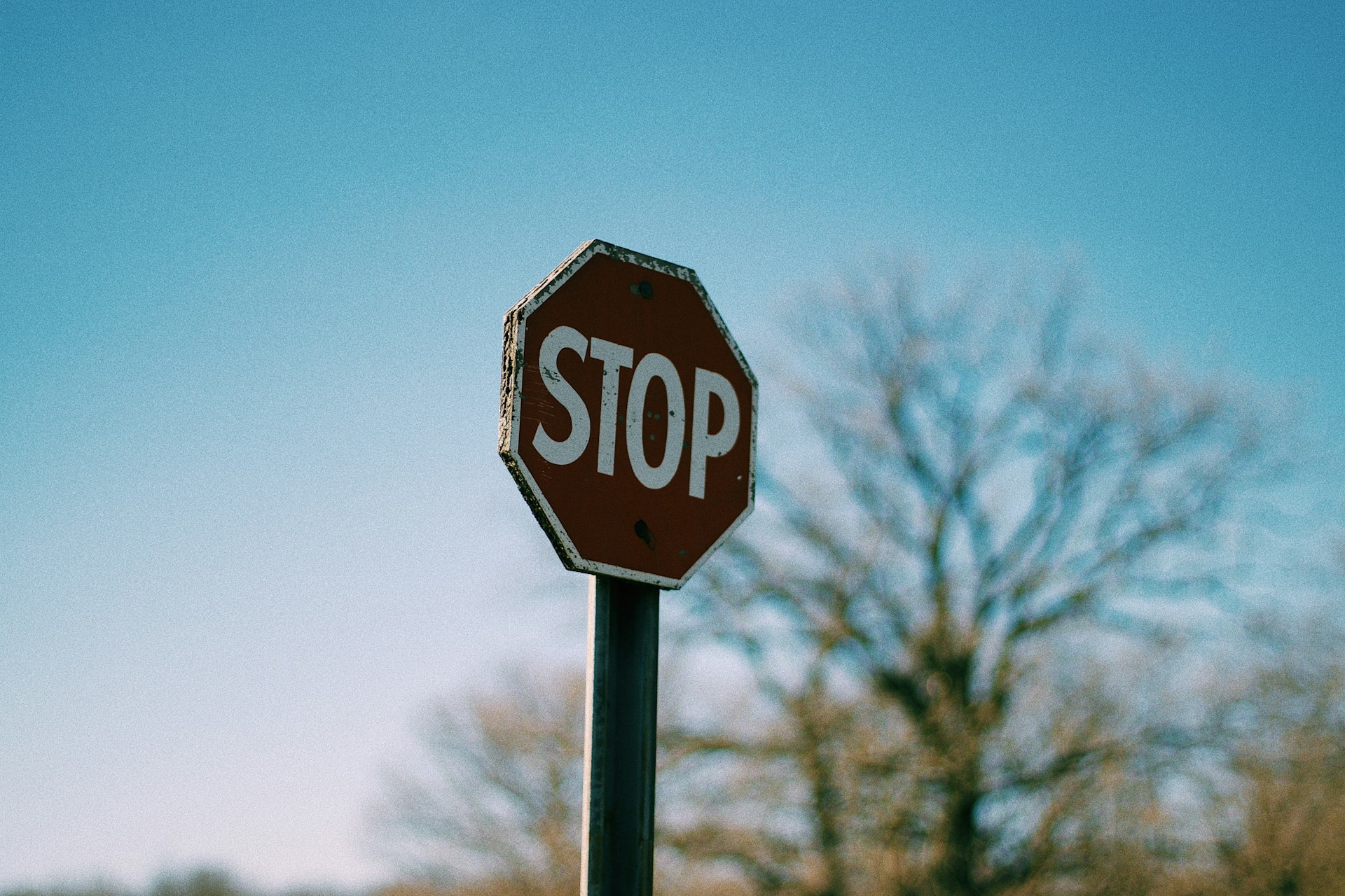 Why Trailing Stop is Essential in the Arsenal of Active Forex Traders