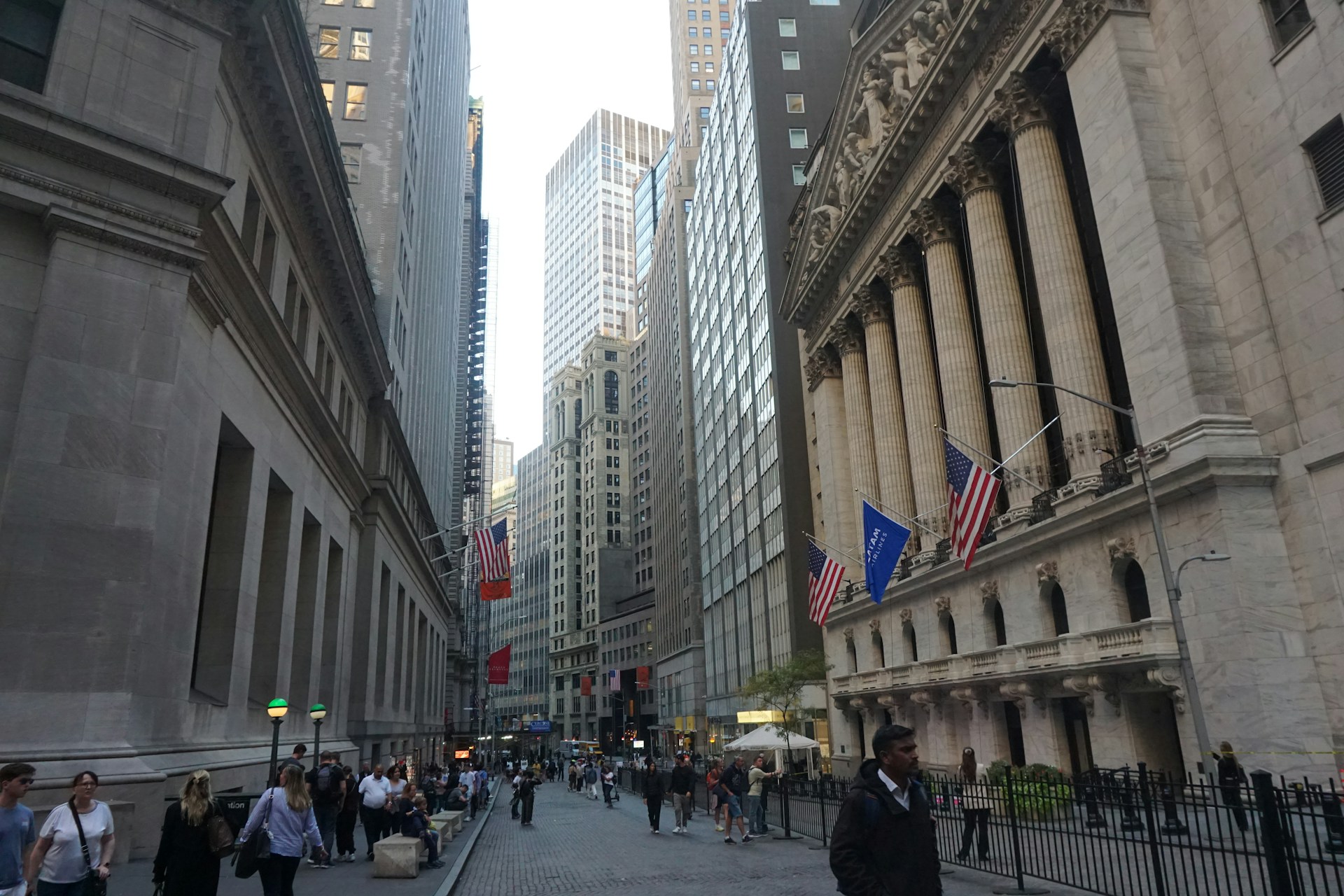 The Secrets of Wall Street: Unveiling the Inner Workings of the Financial World The Secrets of Wall Street: Unveiling the Inner Workings of the Financial World