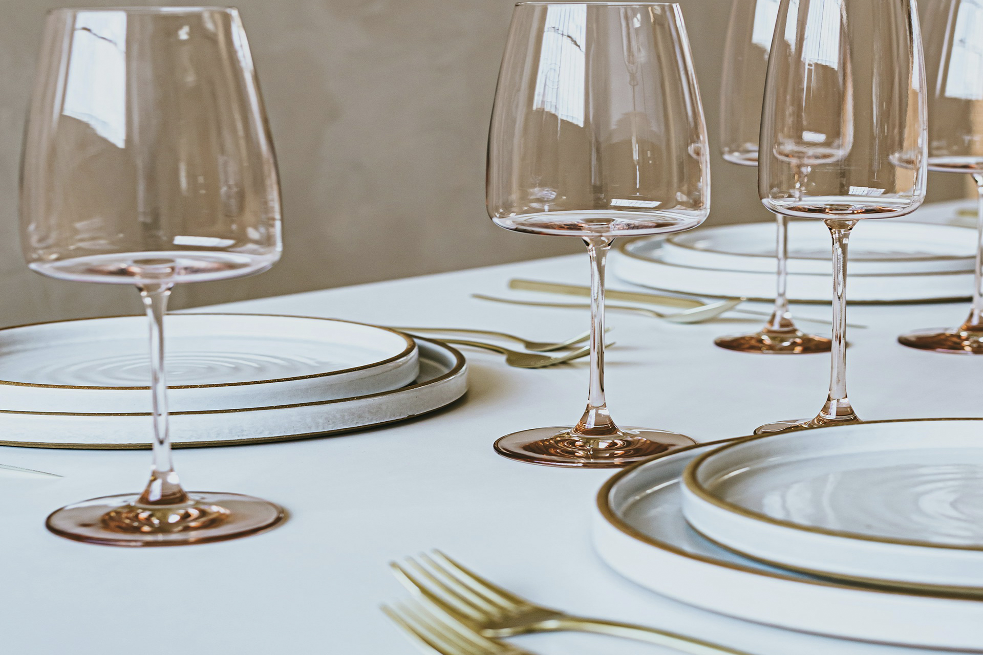 Exclusive Trump Dinner for TRUMP Token Holders Sparks Political Controversy Exclusive Trump Dinner for TRUMP Token Holders Sparks Political Controversy