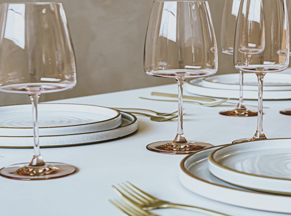 Exclusive Trump Dinner for TRUMP Token Holders Sparks Political Controversy