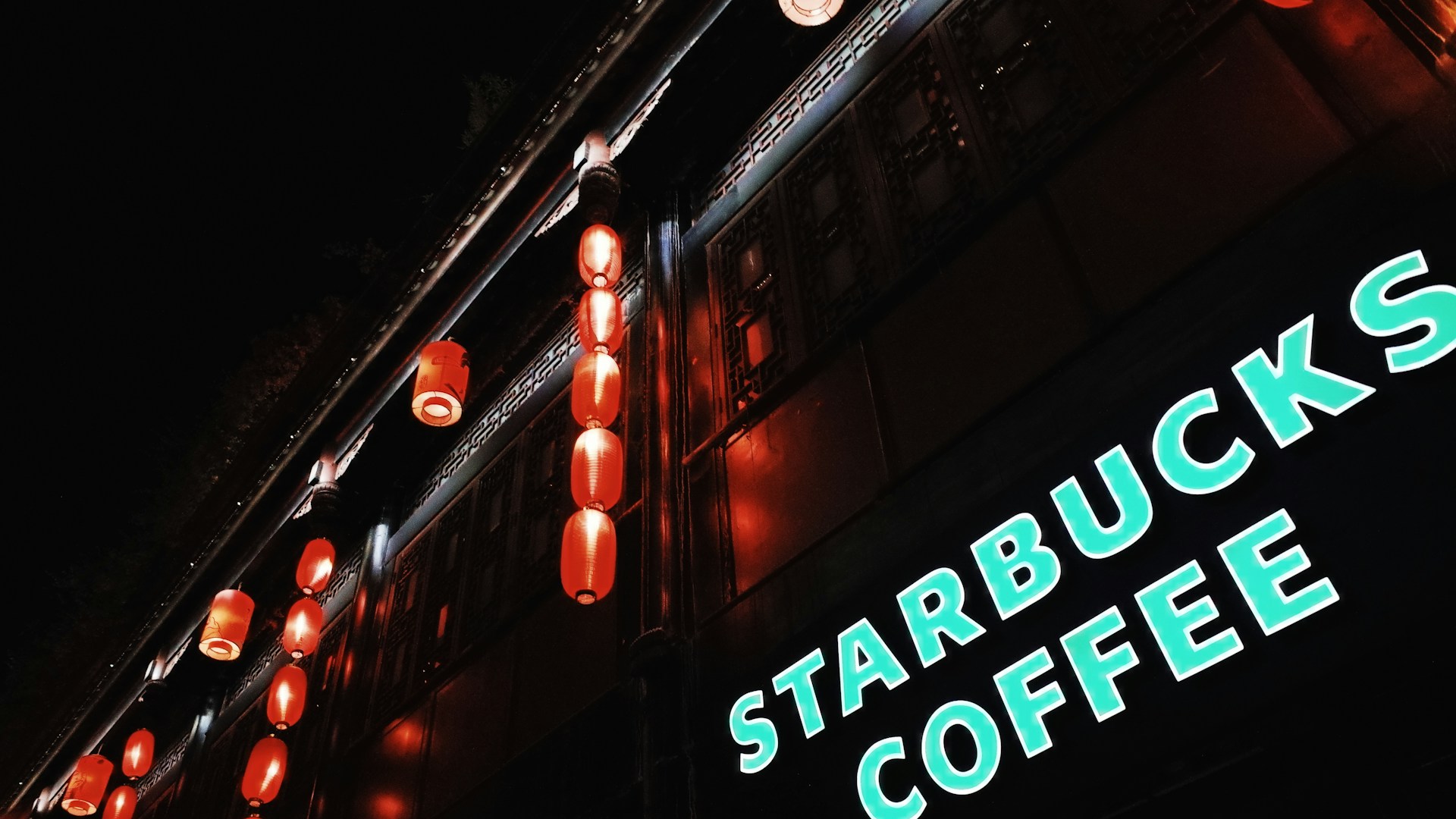 Chinese Coffee Giants Take on Starbucks in the US Chinese Coffee Giants Take on Starbucks in the US