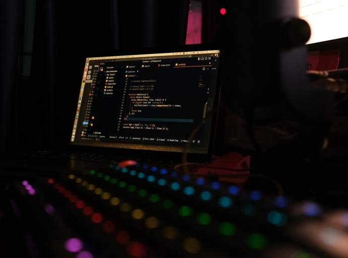 The Rise of "Vibe-Coding": How a Non-Programmer Became the King of Hackathons