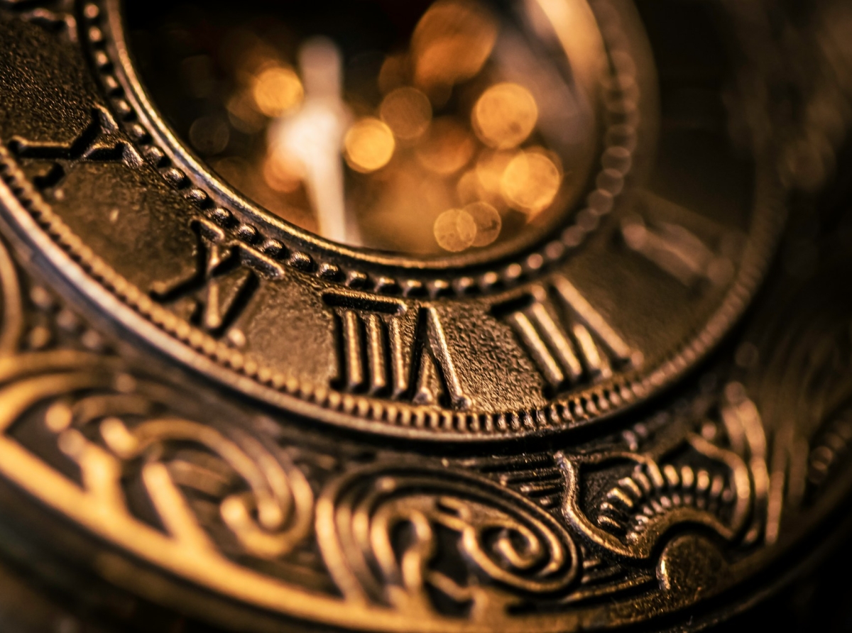 Advantages of Forex Trading: Time and Financial Independence