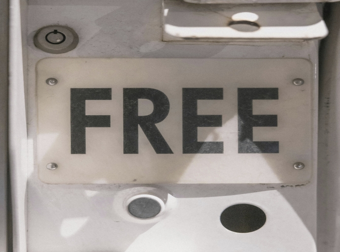 Forex Signals for US Traders: Free vs Paid Services Reviewed