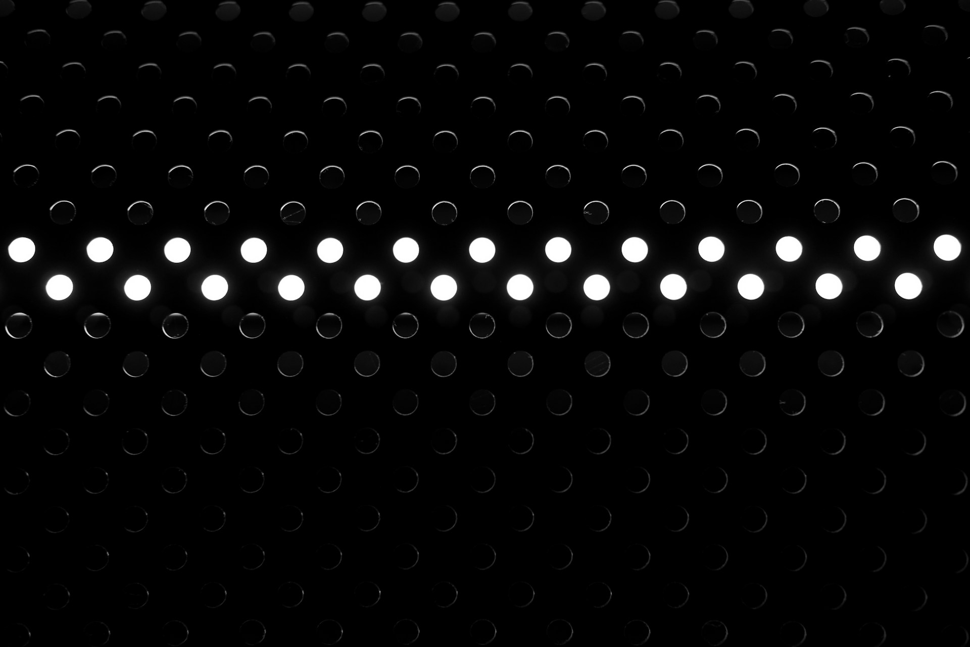 Why Choose Binary Options When Forex, CFDs, and Futures Exist?