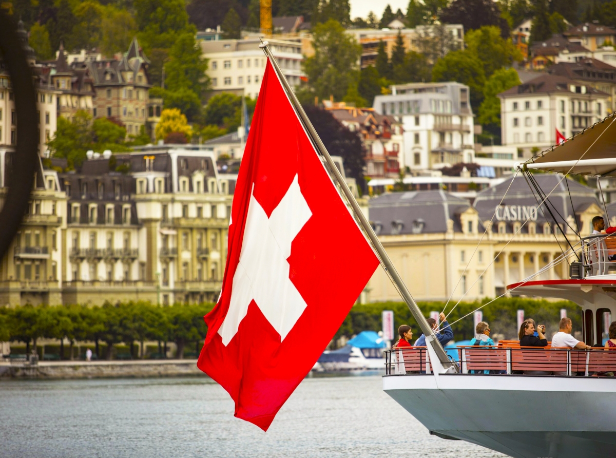 US-Switzerland Tariff Dispute: How 39% Duties Could Hit Luxury Goods and Everyday Essentials