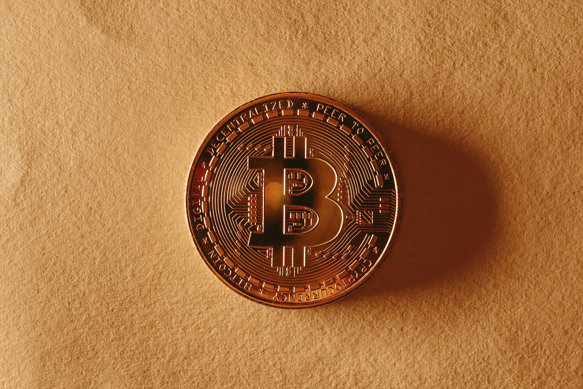 Crypto Wallets vs. Crypto Exchanges: Where Should You Keep Your Digital Assets? TCrypto Wallets vs. Crypto Exchanges: Where Should You Keep Your Digital Assets?