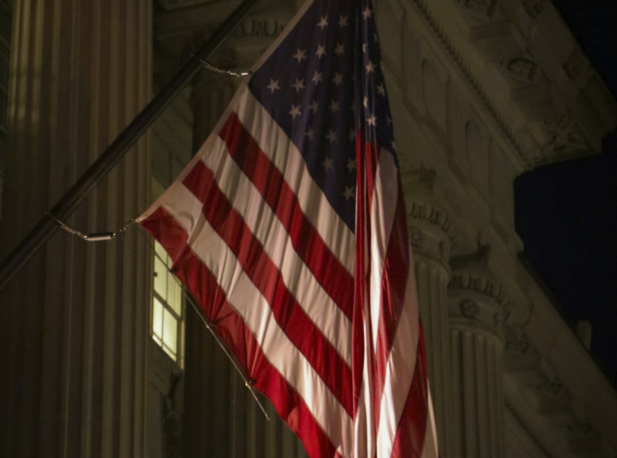 U.S. Budget Deficit Edges Lower in 2025 Amid Record Tariffs