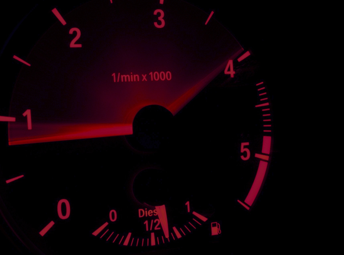 Winning the Millisecond Race: How Ultra-Low Latency VPS is Changing the Game in Algorithmic Trading