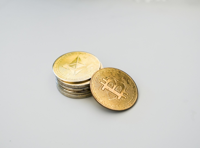 Crypto Passive Income: How BTC/ETH Staking via MT5 Yields 10–20%