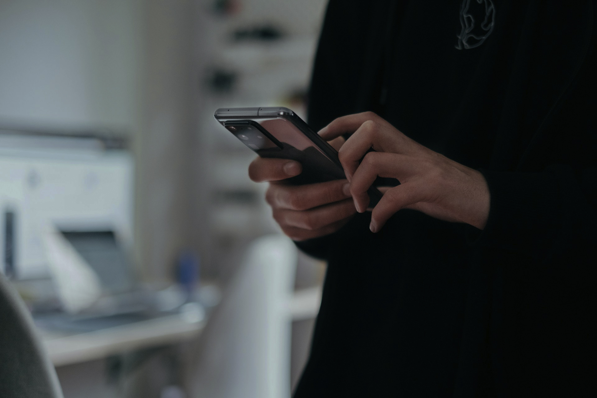 Mobile Options Trading: Why 2026 Apps Make Profits Accessible Anywhere With Instant Payouts