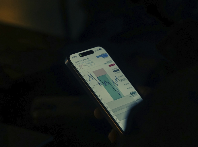 Demo Accounts and Low Entry Barriers: Why Binary Options Are Ideal for Starting With $10 and Practicing on Real Charts