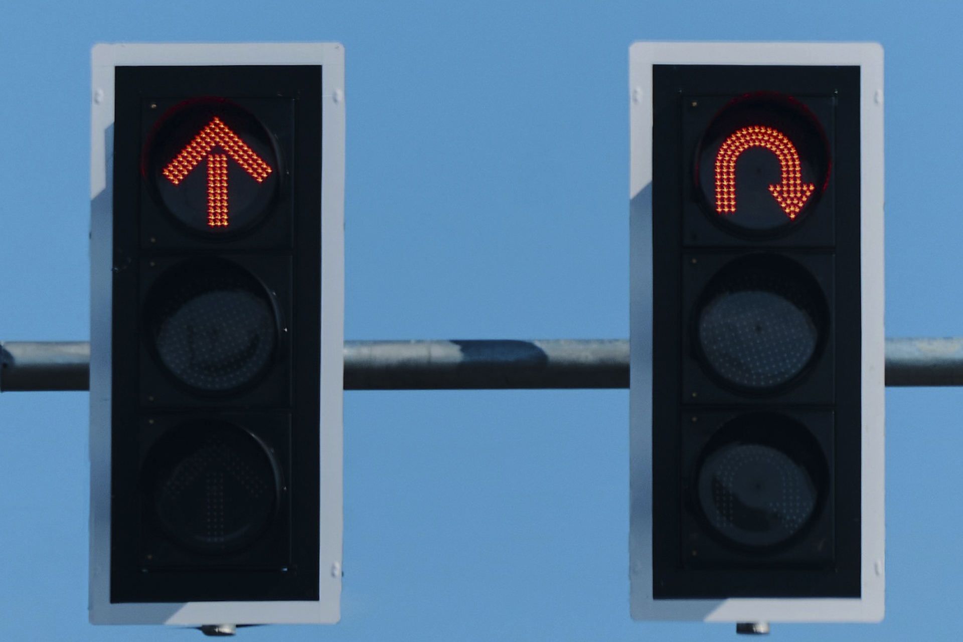 How to Use Forex Signals Without Turning Them Into a Loss Source How to Use Forex Signals Without Turning Them Into a Loss Source