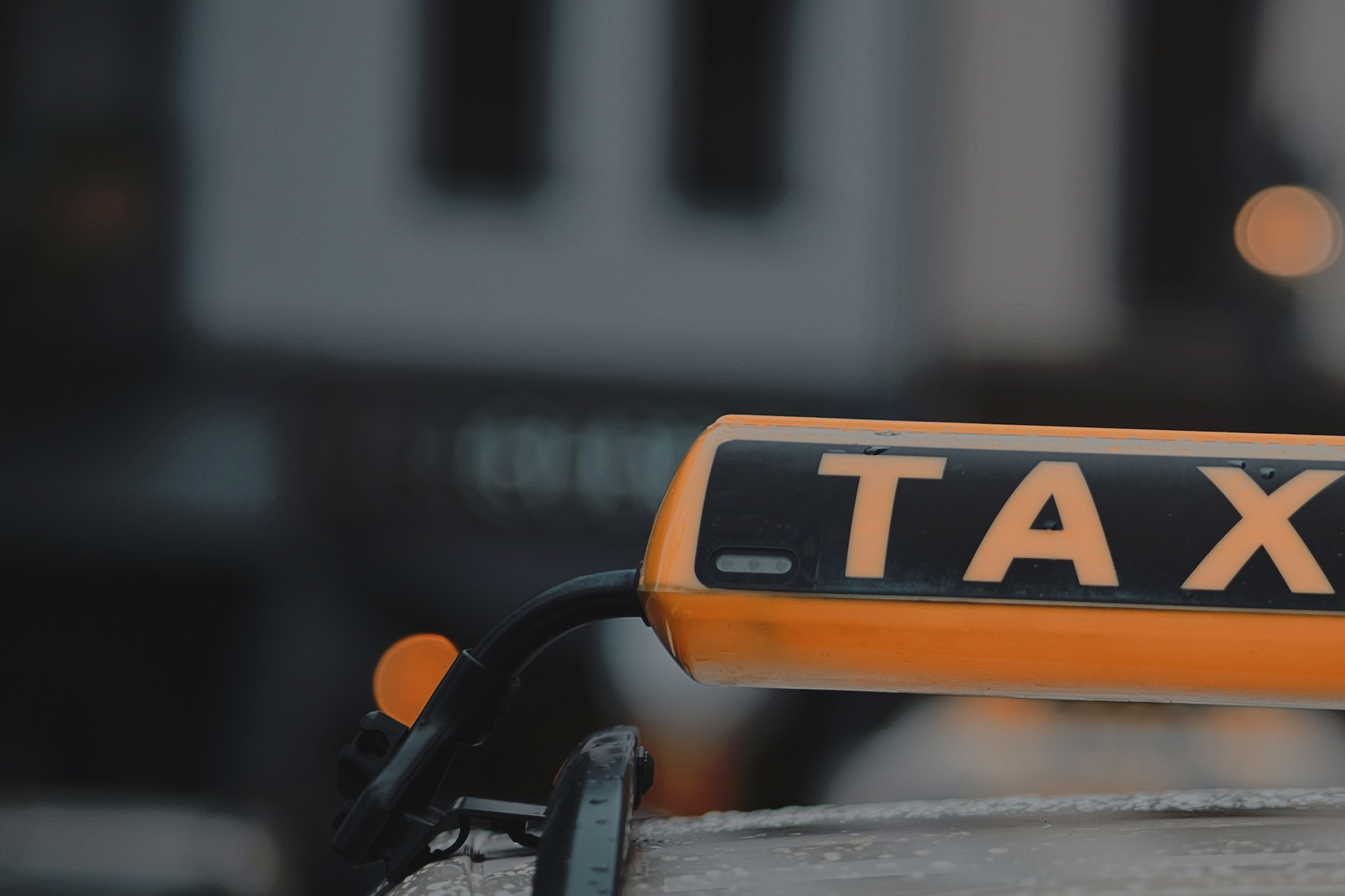 Cryptocurrency Taxes: How Governments Regulate Digital Asset Income