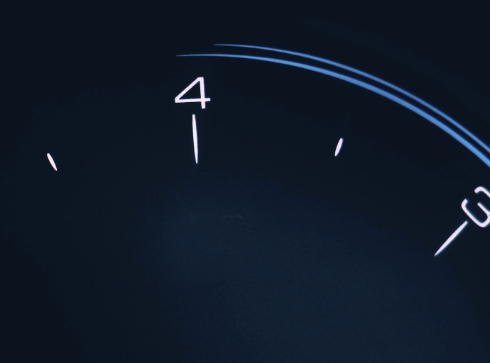 Unlimited Bandwidth for the Asian Session: How Fast Forex VPS Handles Peak Volatility Without Speed Limits